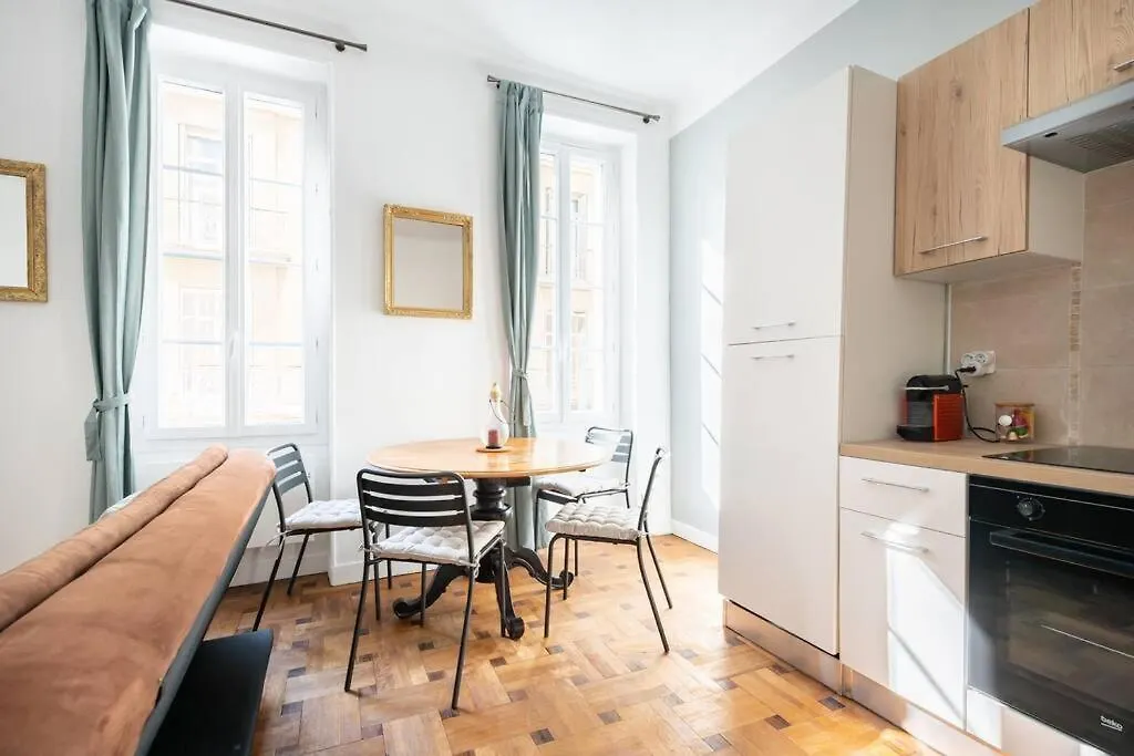 T2 - Rue Paradis - Cosy Marseille 0*,  France